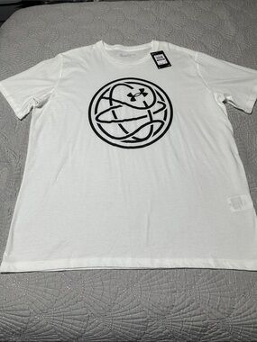 Under Armour Men’s White Short-Sleeve Tee, NWT’s, Size 2X